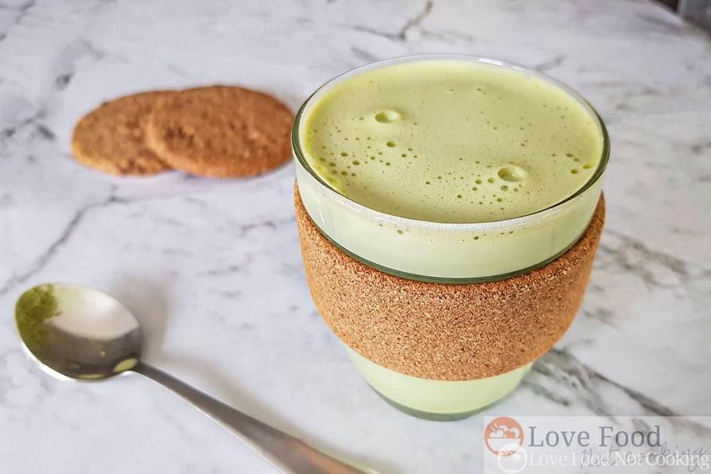 Easy Matcha Latte