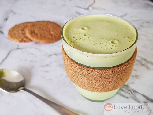 Easy Matcha Latte