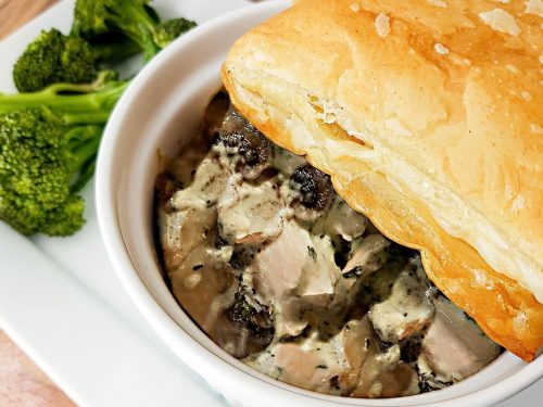 Easy leftover turkey pie