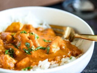 Easy butter chicken in a white bowl