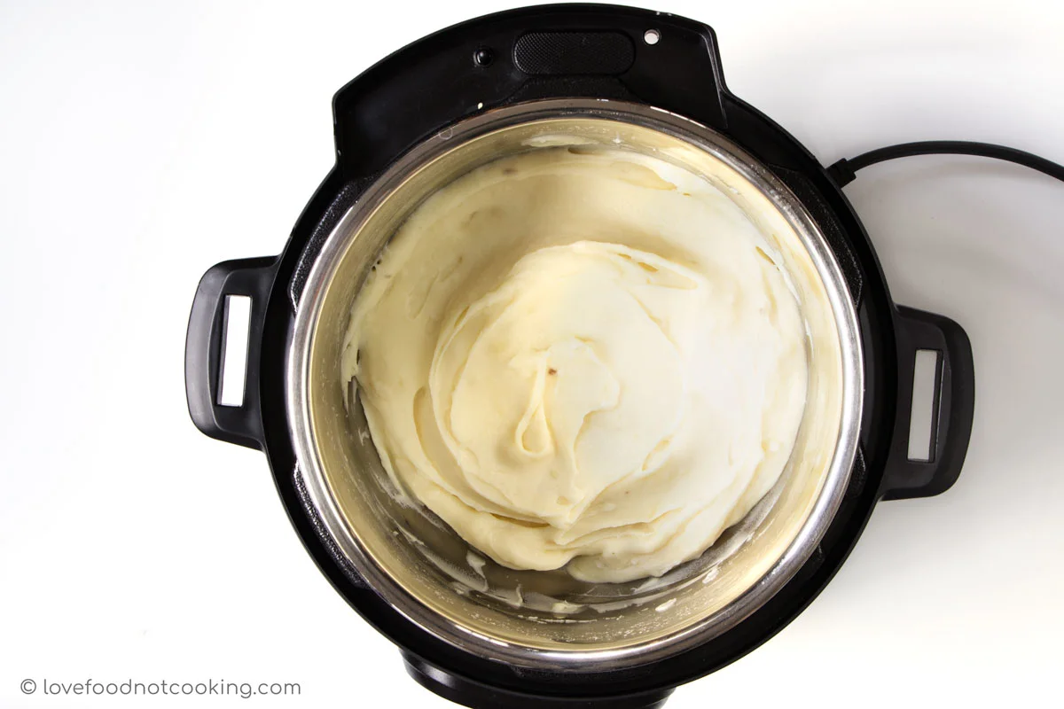 Mashed potato in Instant Pot pressure cooker.