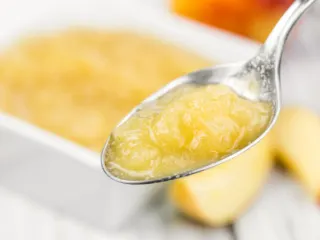 A spoonful of Instant Pot applesauce.