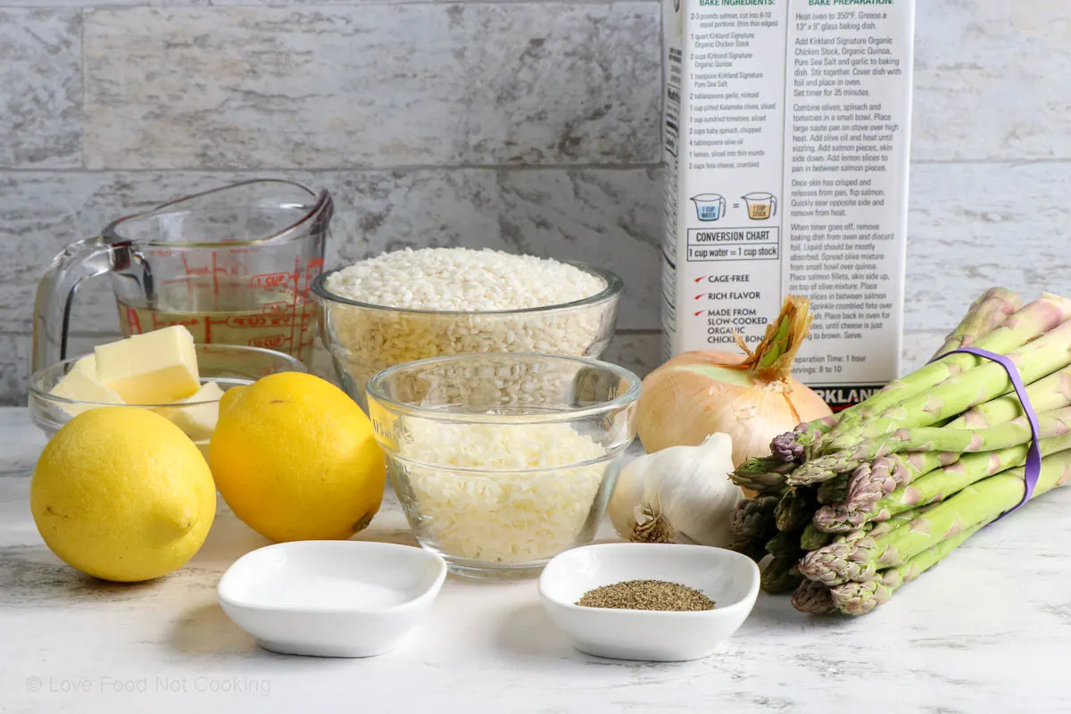 The ingredients for this Instant Pot asparagus risotto recipe. 