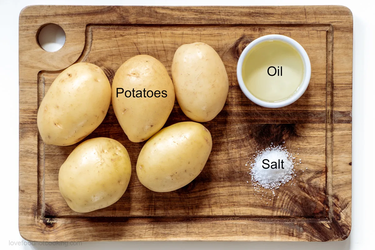Ingredients for this air fryer breakfast potatoes recipe. 