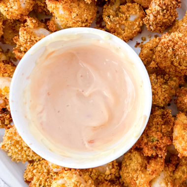 3-ingredient thousand island dressing in a white bowl.