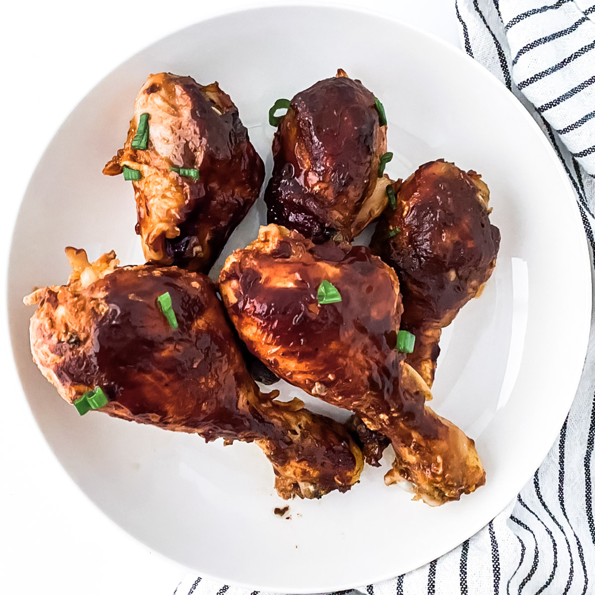 Slow Cooker BBQ Chicken Drumsticks | Love Food Not Cooking